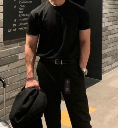 Trillionaire sugar daddy