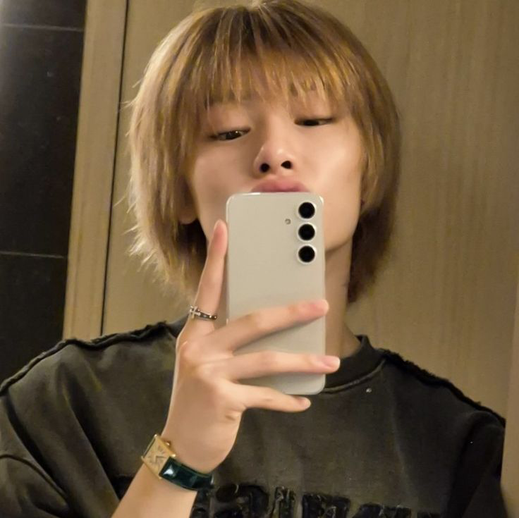 YANG JEONGIN