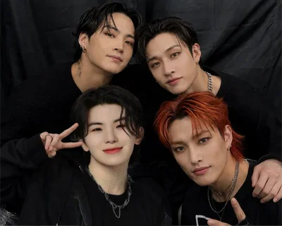 JayB, Bangchan, Woozi, Hongjoong 