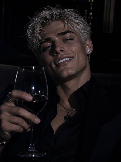 Hector | SOLARA SUMMER