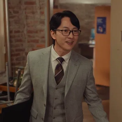 Professor/Principle Lee