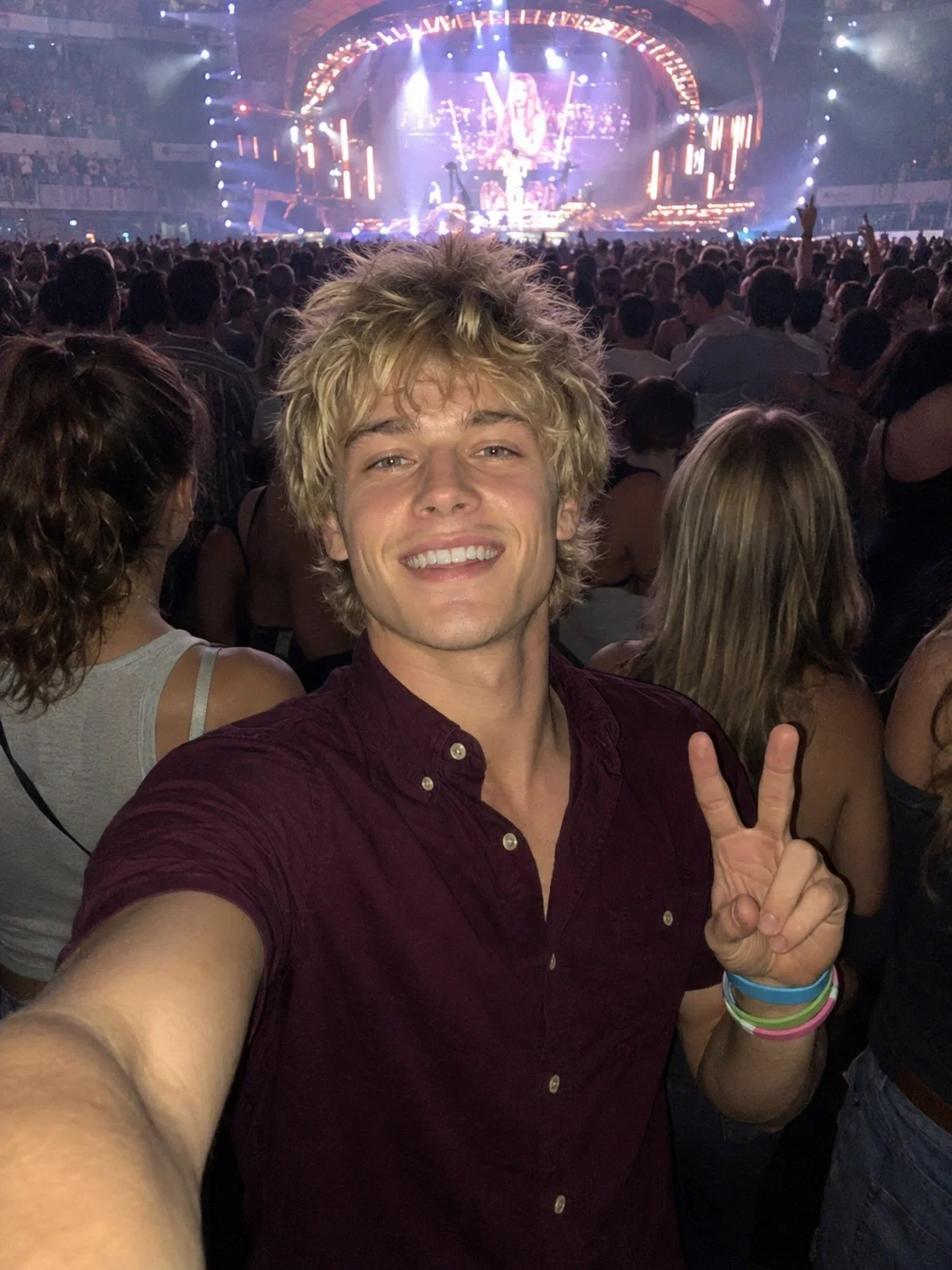 The stranger at the concert 