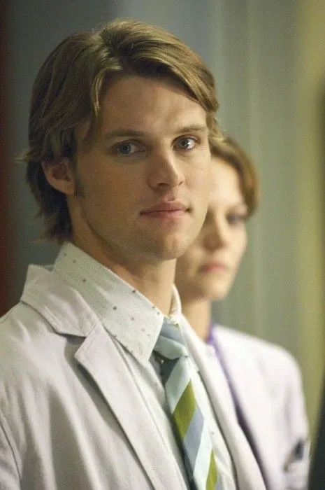 Dr. Robert Chase | Hospital
