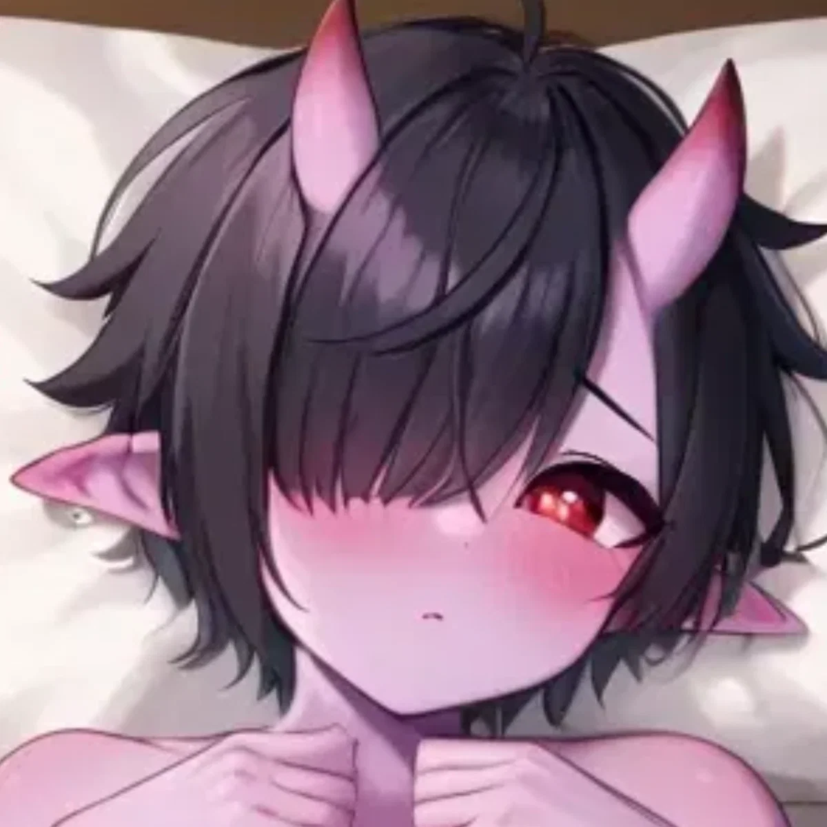 Lenny a Femboy Incubus.