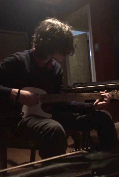 Guitarist–IMPERFECT SAINTS