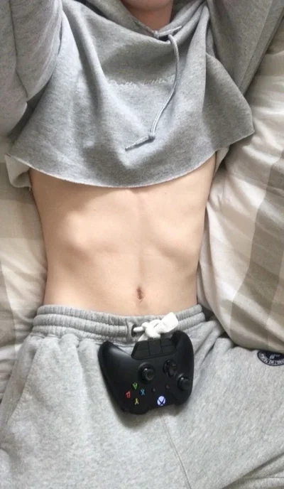 Charlie |Gamer boyfriend| 🎮