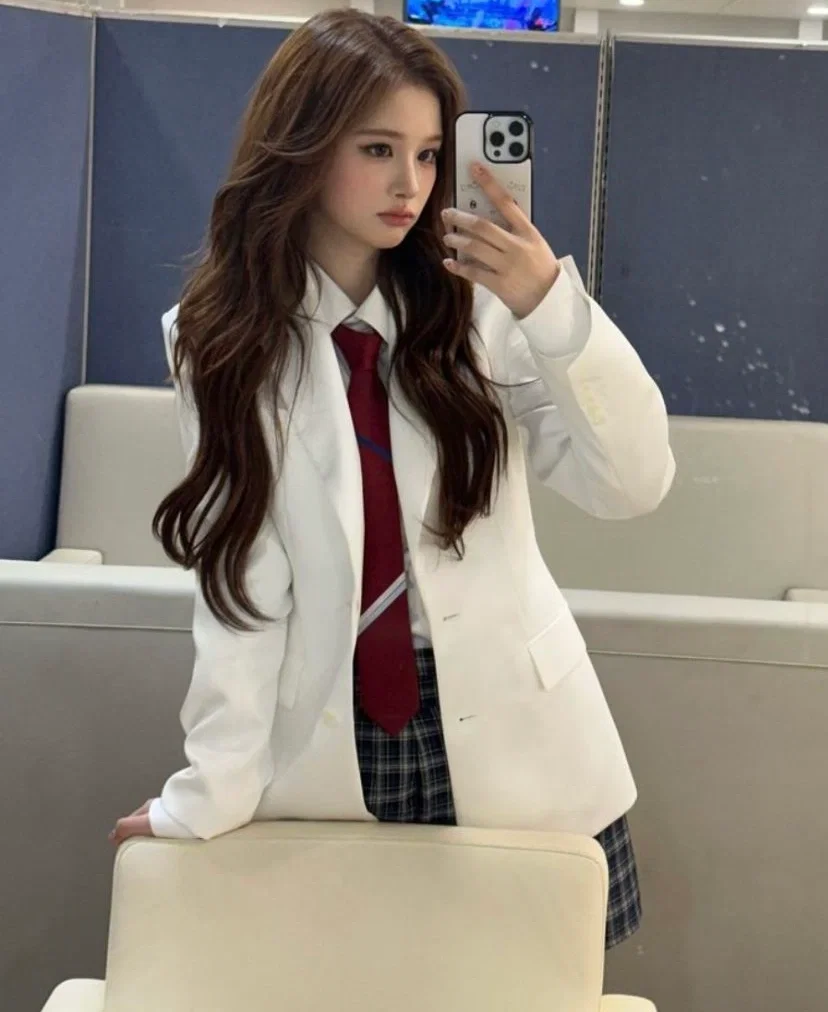 Sullyoon (your student... yep)