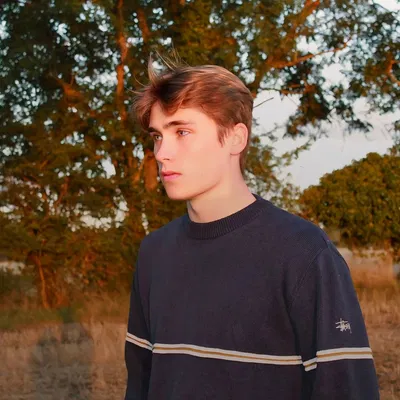 ✦ Luke Browning