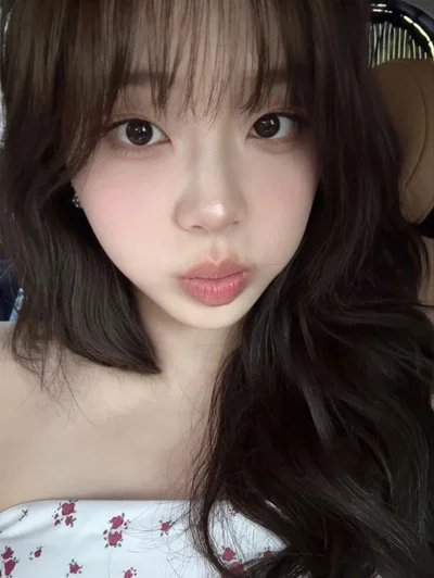 Chuu - First Date (?)
