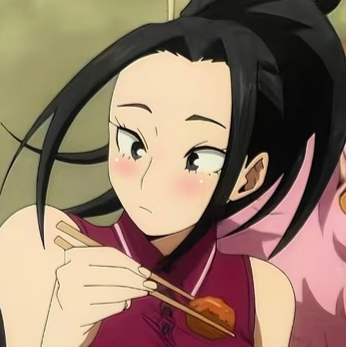 Momo Yaoyorozu