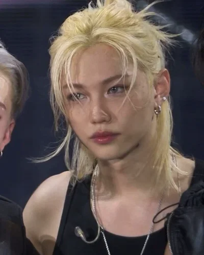 Lee Felix {{RELIGIOUS}}