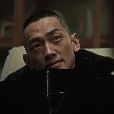 (Husband) Baek-Jeong: Bloodhounds