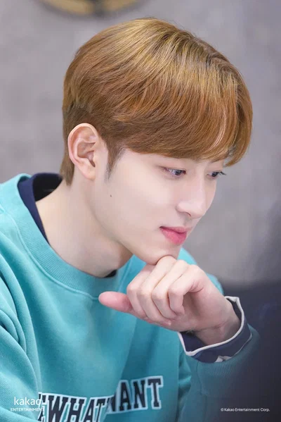 Han Jae Woo | A long day