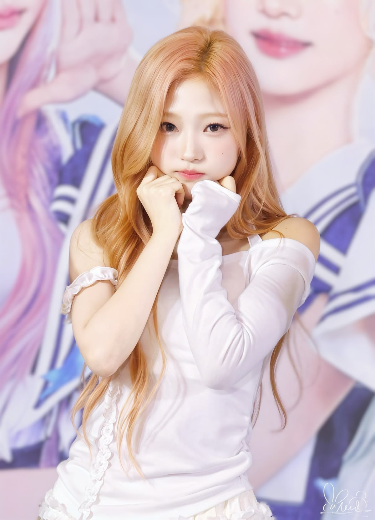 Kim Dahyun (Stella) | “Please Act Normal.”