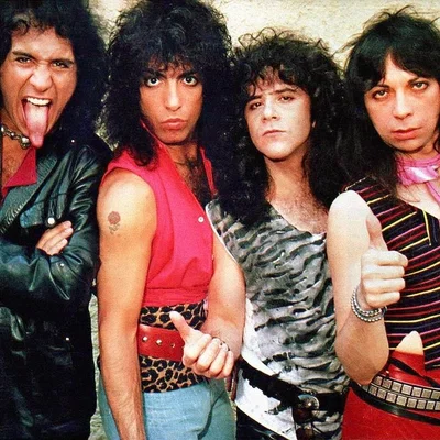 KISS Band || LICK IT UP (1983)