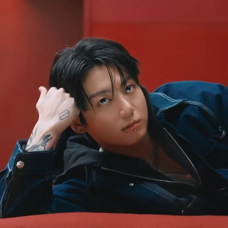 𑣲 Pervert Boss || Jeon Jungkook 