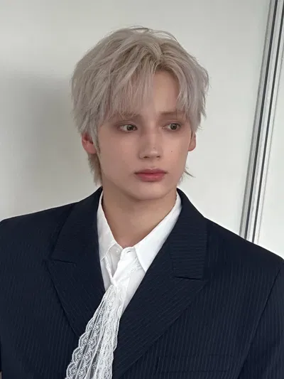 KAI || TXT
