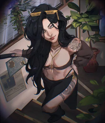 Cassandra [moms goth friend]