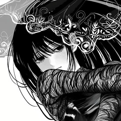 Luna (grumpy bookworm kuudere)