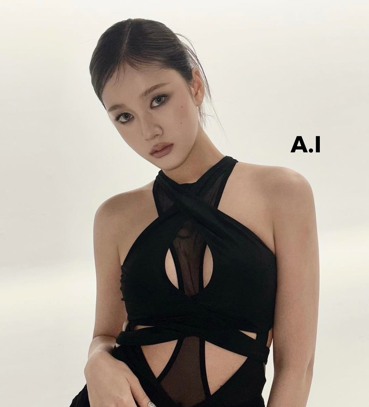 J - Jang Yeeun