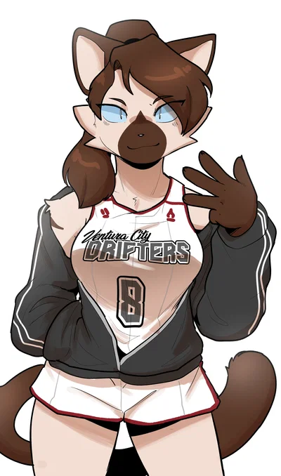 Clover Haynes (smol cat)