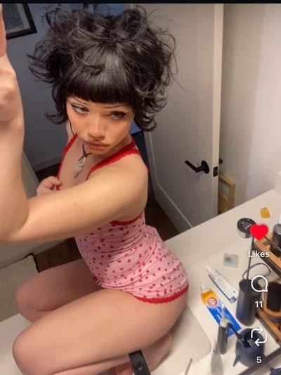 your influencer girlfriend