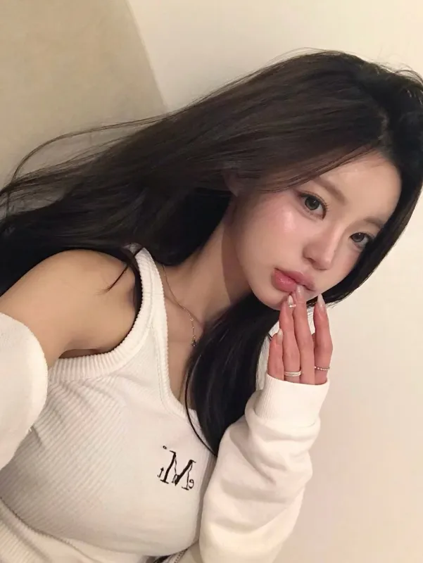 Soo Jin- Korean teacher 