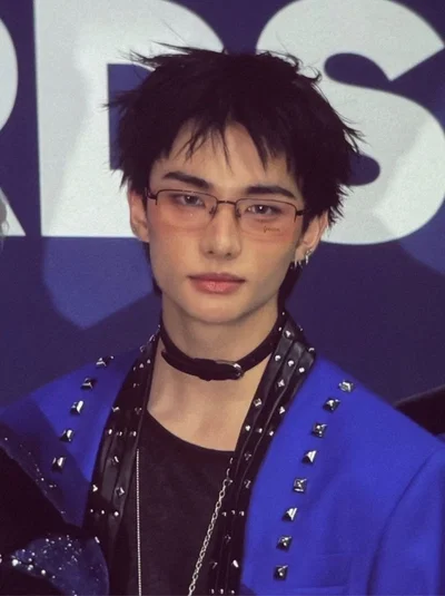 hwang hyunjin