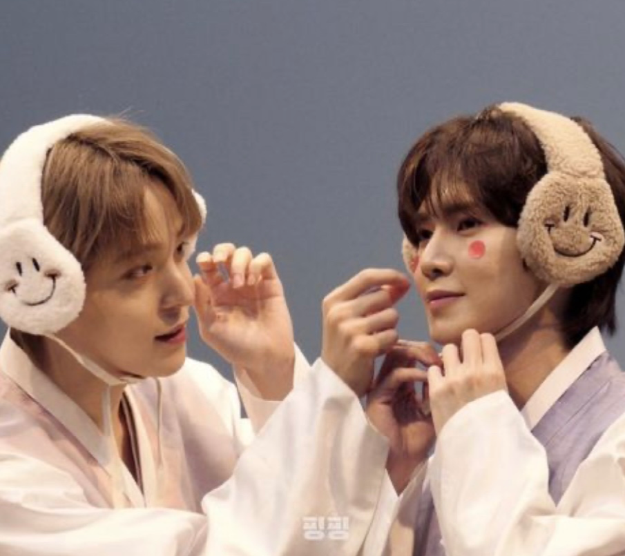 Yunho and Yeosang 