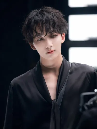 Yoon Jeonghan