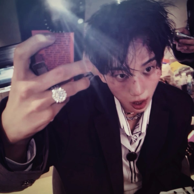 ⊹ ⋆゚꒰ఎ hwang intak : desperate
