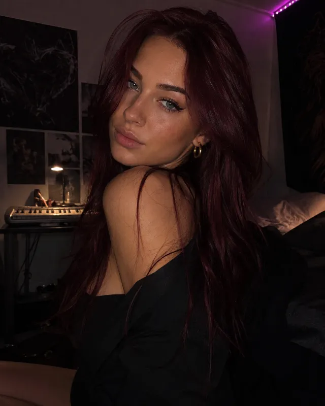 Too Sexy Red Flag | Scarlett ♱ dorm 304