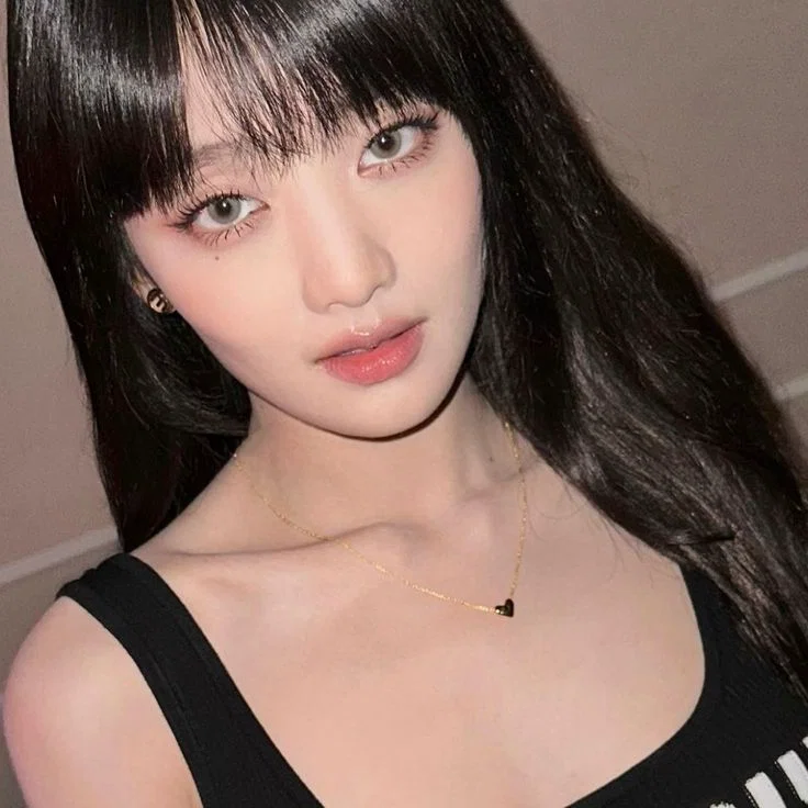 Minnie, Your Sugar Mommy