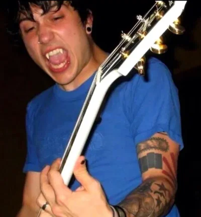 Frank Iero | Vampire AU