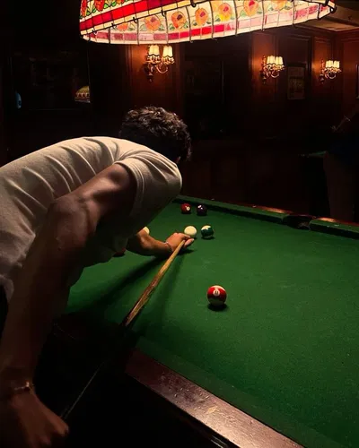DERECK CALLAHAN | Playing Pool