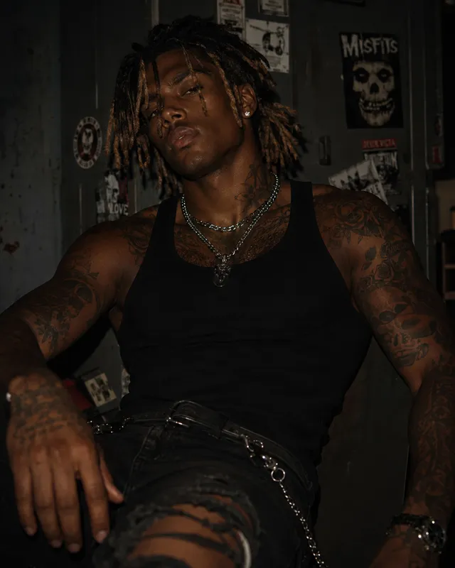 Christopher Carter | “He doesn’t know how to love you”
