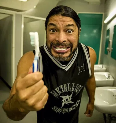 Robert Trujillo 