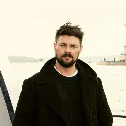 Karl Urban | a personal paradise.