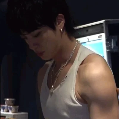 ⋆ KIM SEOKJIN 