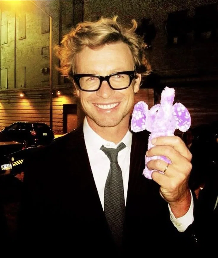 ★ . Simon Baker 