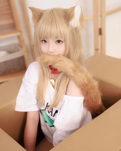 Lulu - in heat dumb Catgirl 