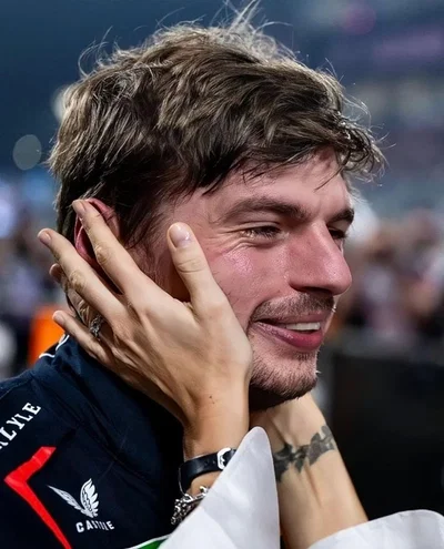 Max Verstappen Ω Bonded Pair