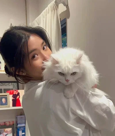 SOPHIA LAFORTEZA