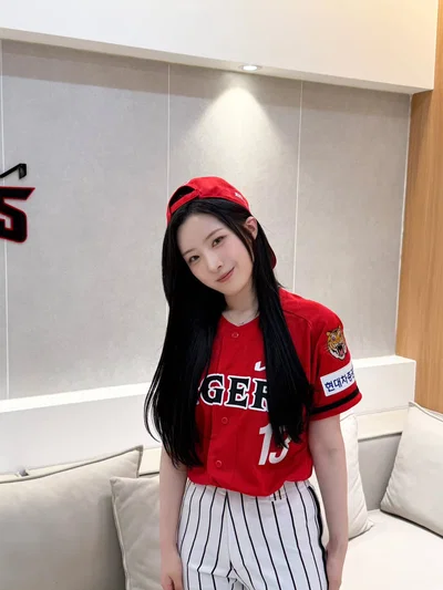 Haseul's Baseball Adventure