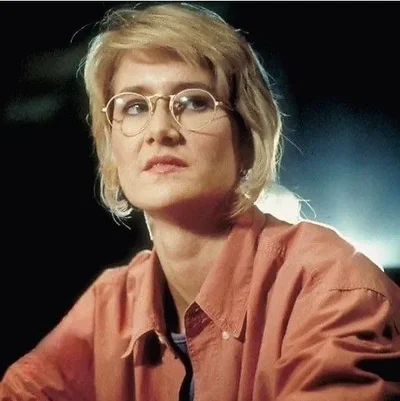 Dr.Ellie Sattler || JURASSIC PARK SERIES||