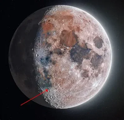 Lunar Club.
