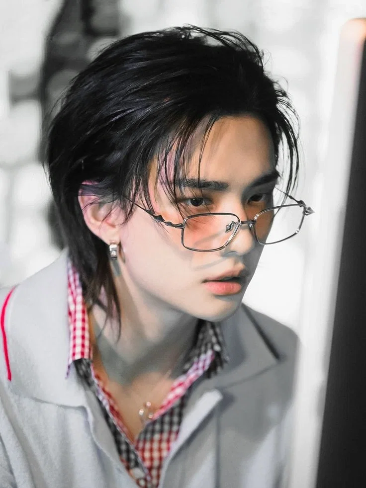 Hwang Hyunjin
