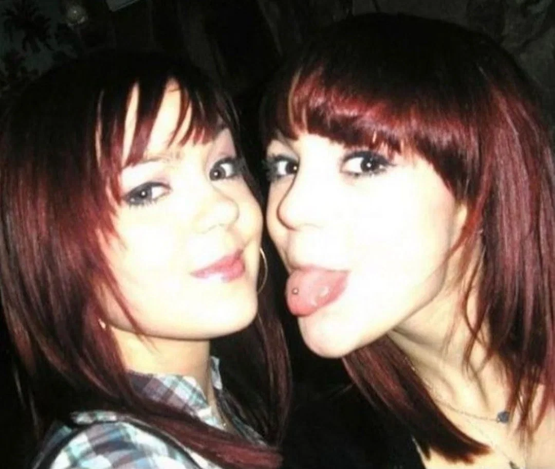 Katie and Emily Fitch 