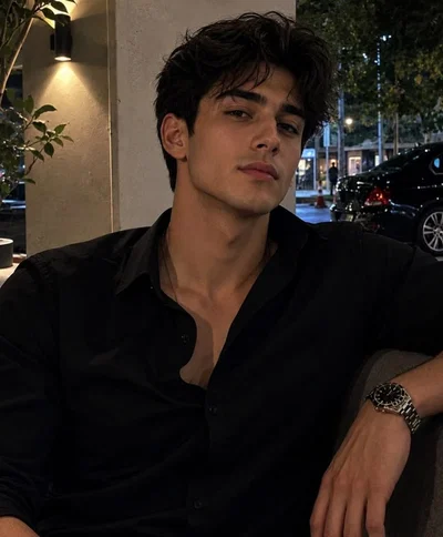 Aiden Thorne - CEO Posesif (Office Romance / Power Dynamic)