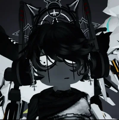 Massive mech with a... small body?